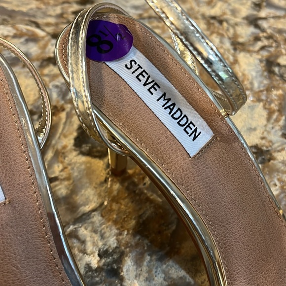 13. Can u say Steve Madden glam !! - Picture 2 of 4